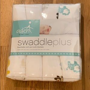 NWT, aden + anais Swaddle Plus 4-pack